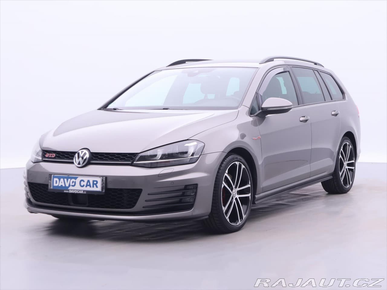 2016 Volkswagen Golf - 3