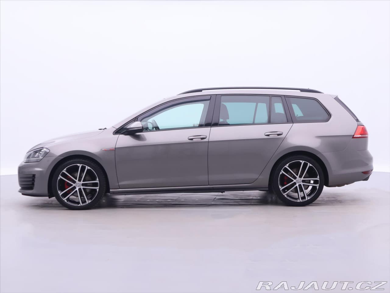 2016 Volkswagen Golf - 4