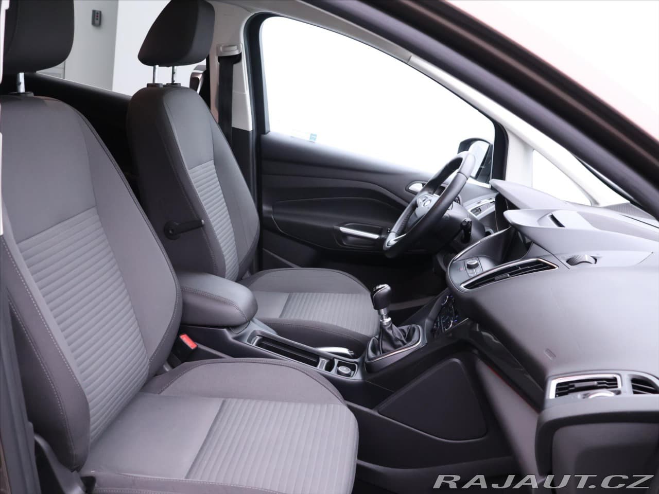 2020 Ford C-Max - 14