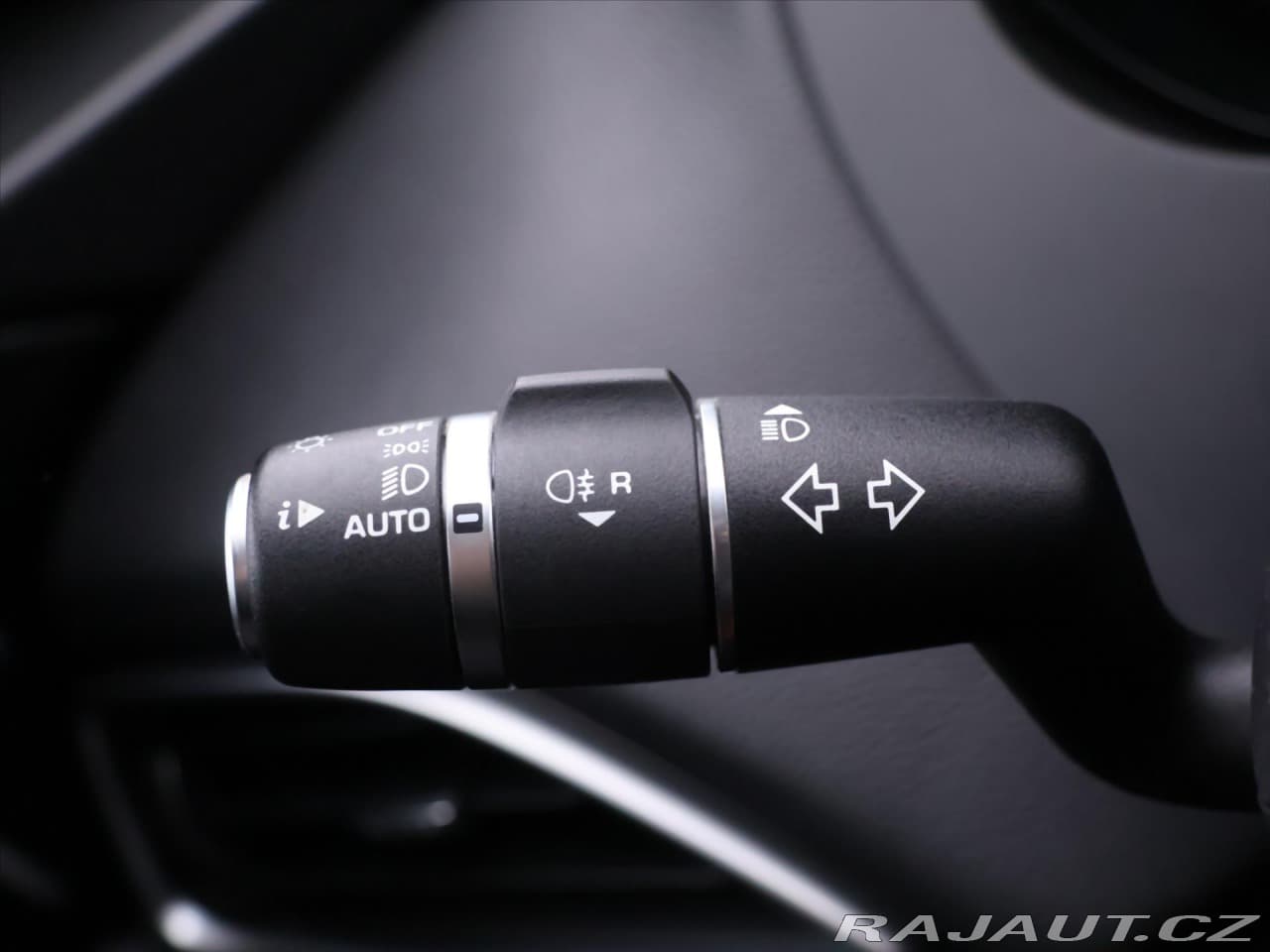 2017 Jaguar F-Pace - 18