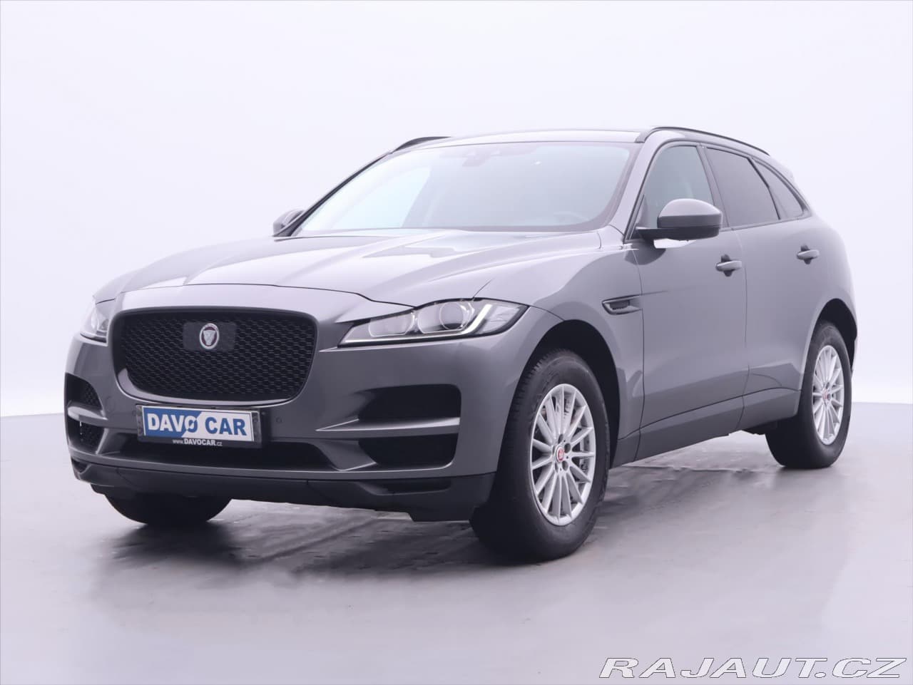 2017 Jaguar F-Pace - 3