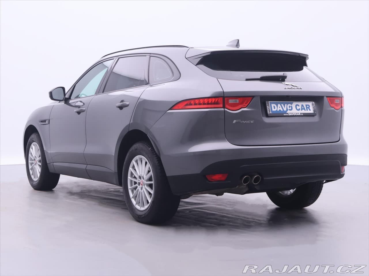 2017 Jaguar F-Pace - 5