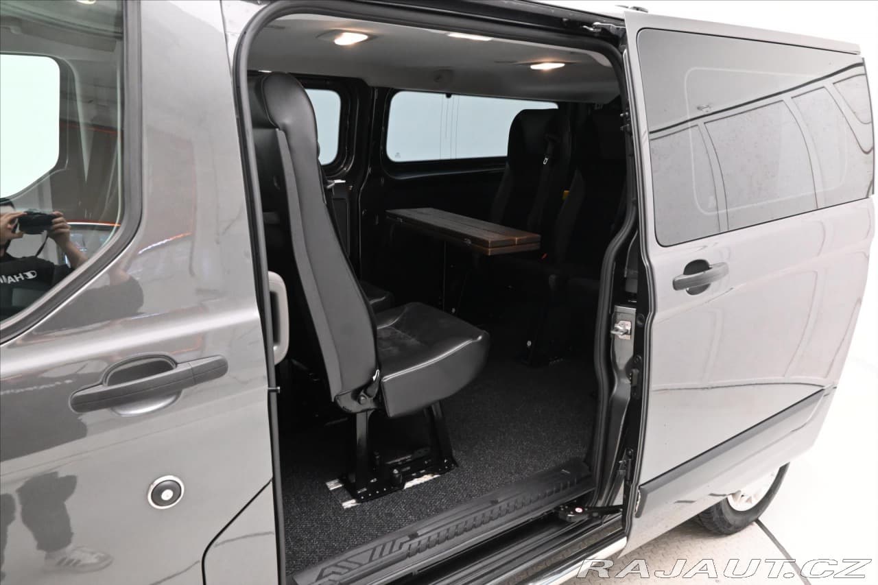 2019 Ford Transit - 11