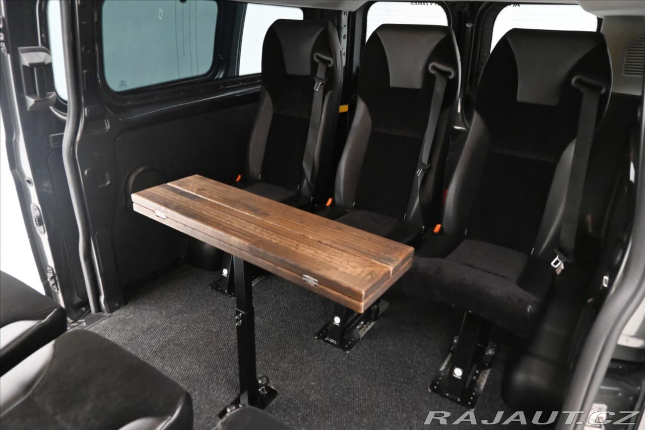 2019 Ford Transit - 16