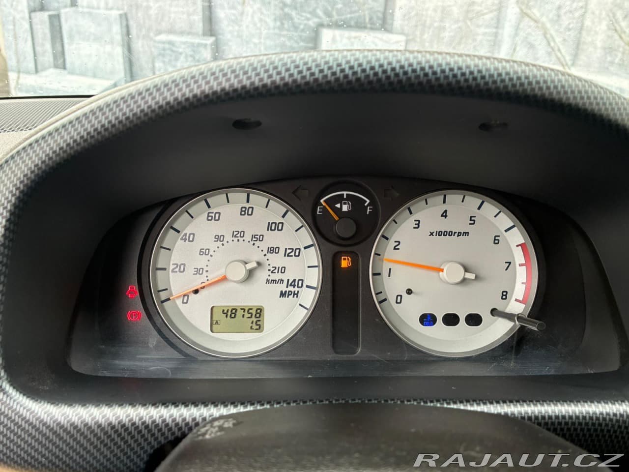 2004 Suzuki Ignis - 14