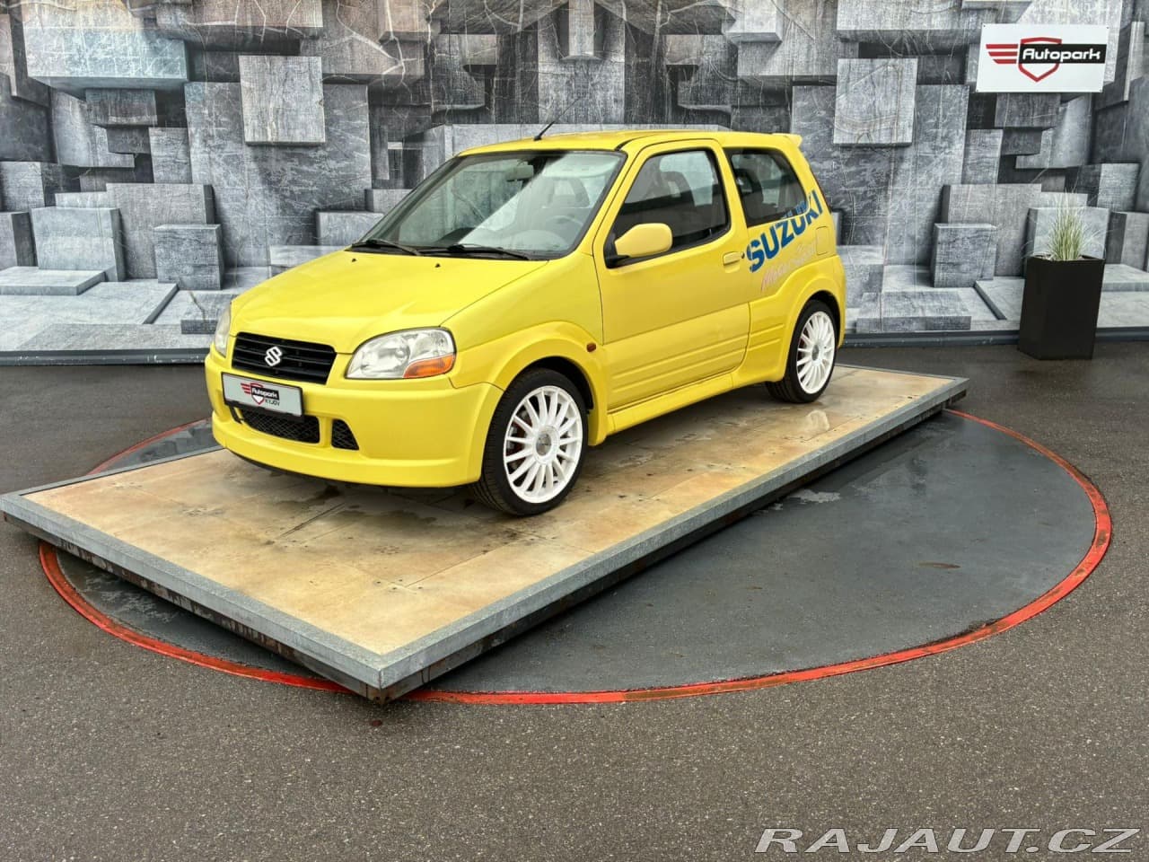 2004 Suzuki Ignis - 3