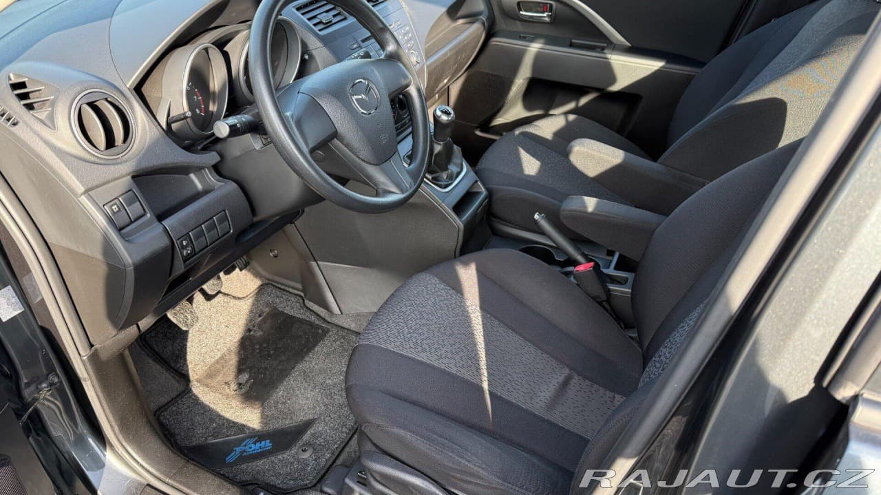 2011 Mazda 5 - 7