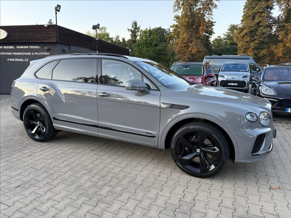 2024 Bentley Bentayga - 3