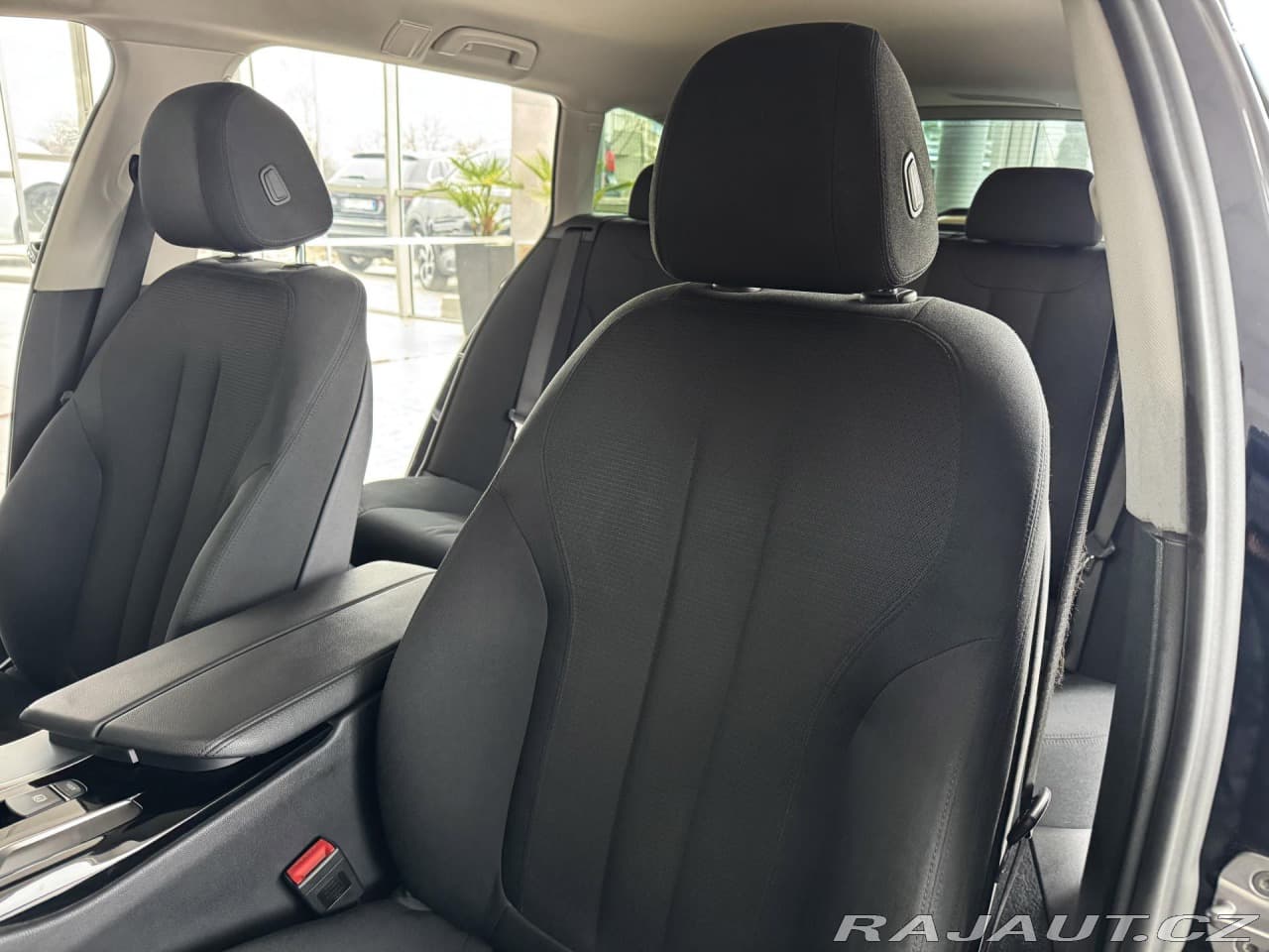 2018 BMW 5-Series - 14