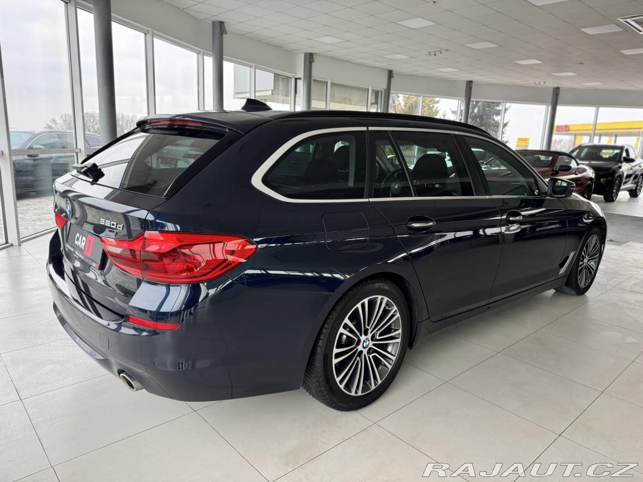 2018 BMW 5-Series - 5