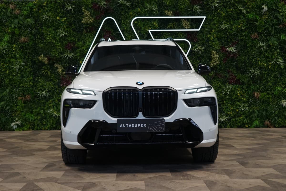 2024 BMW X7 - 2