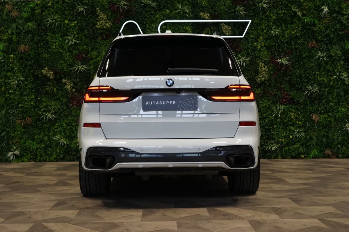2024 BMW X7 - 6