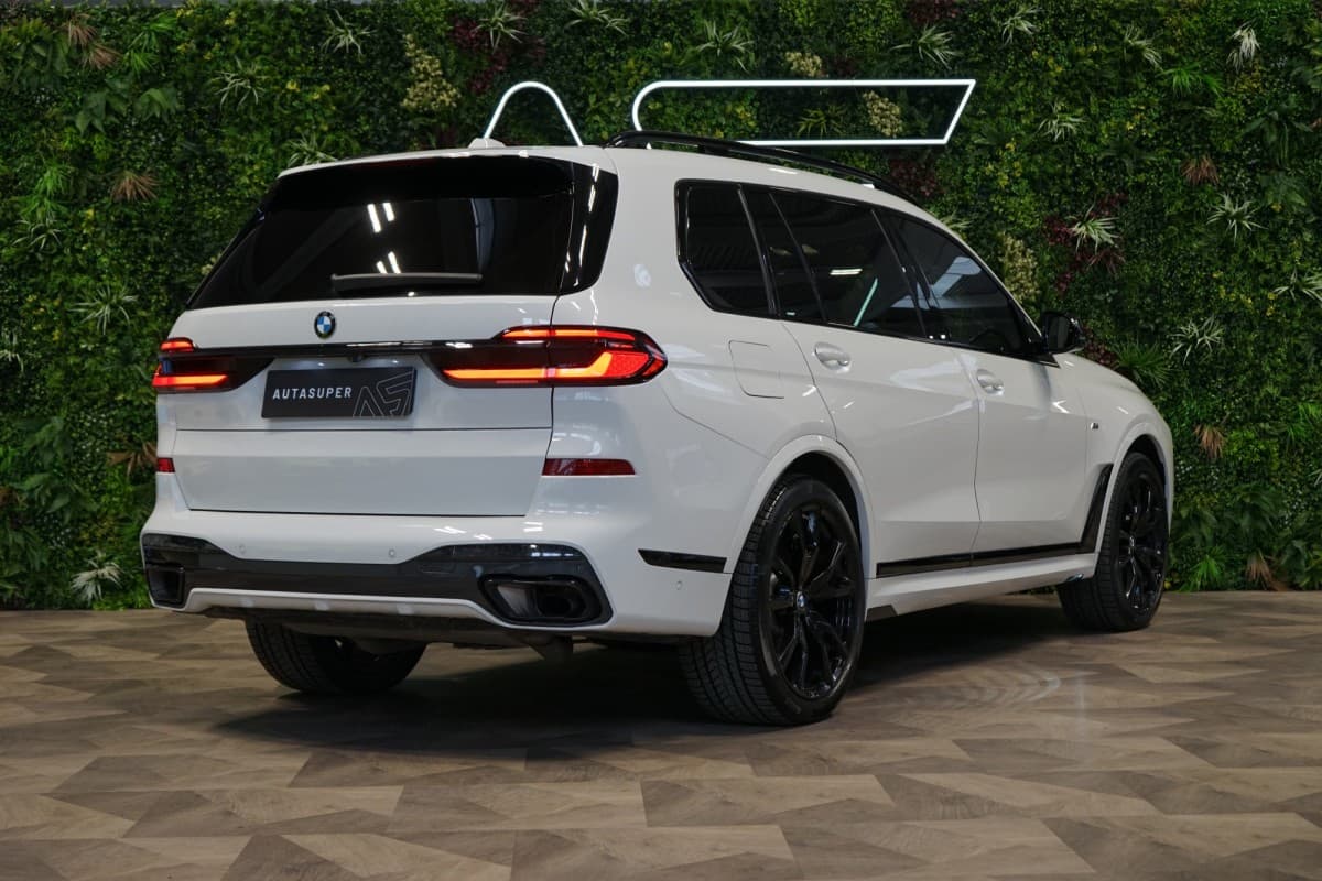 2024 BMW X7 - 7