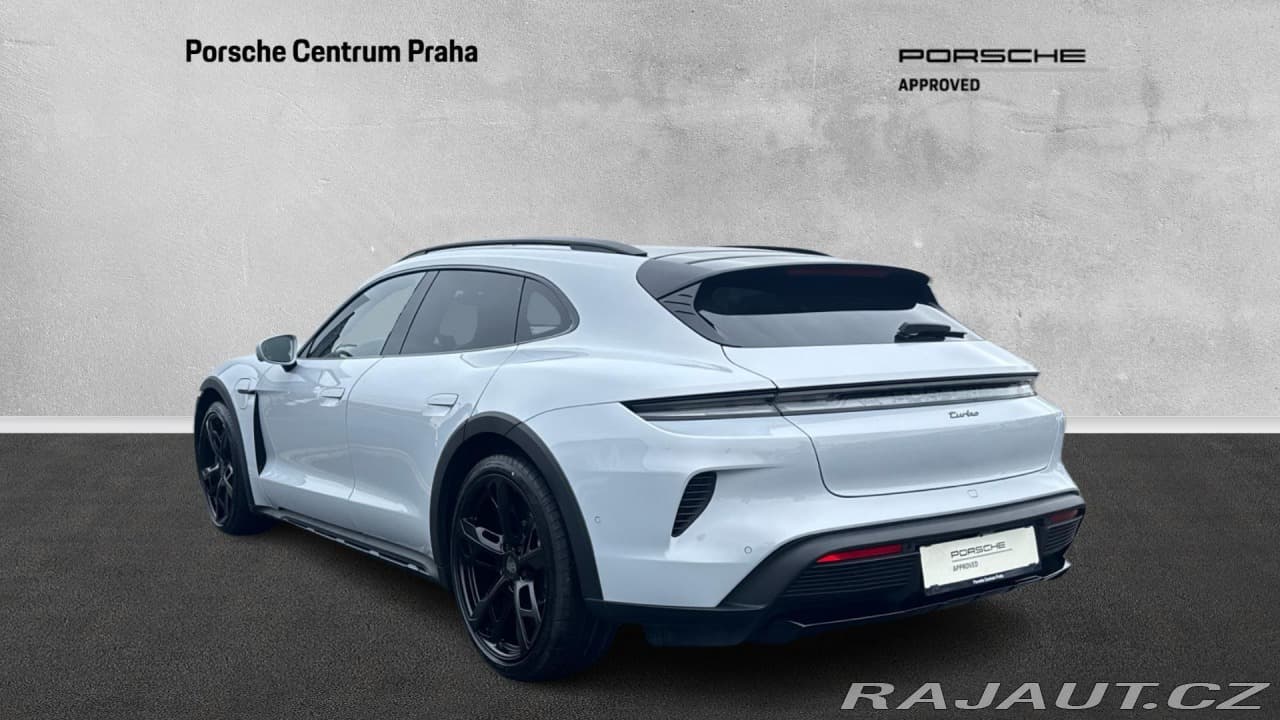 2025 Porsche Taycan - 8