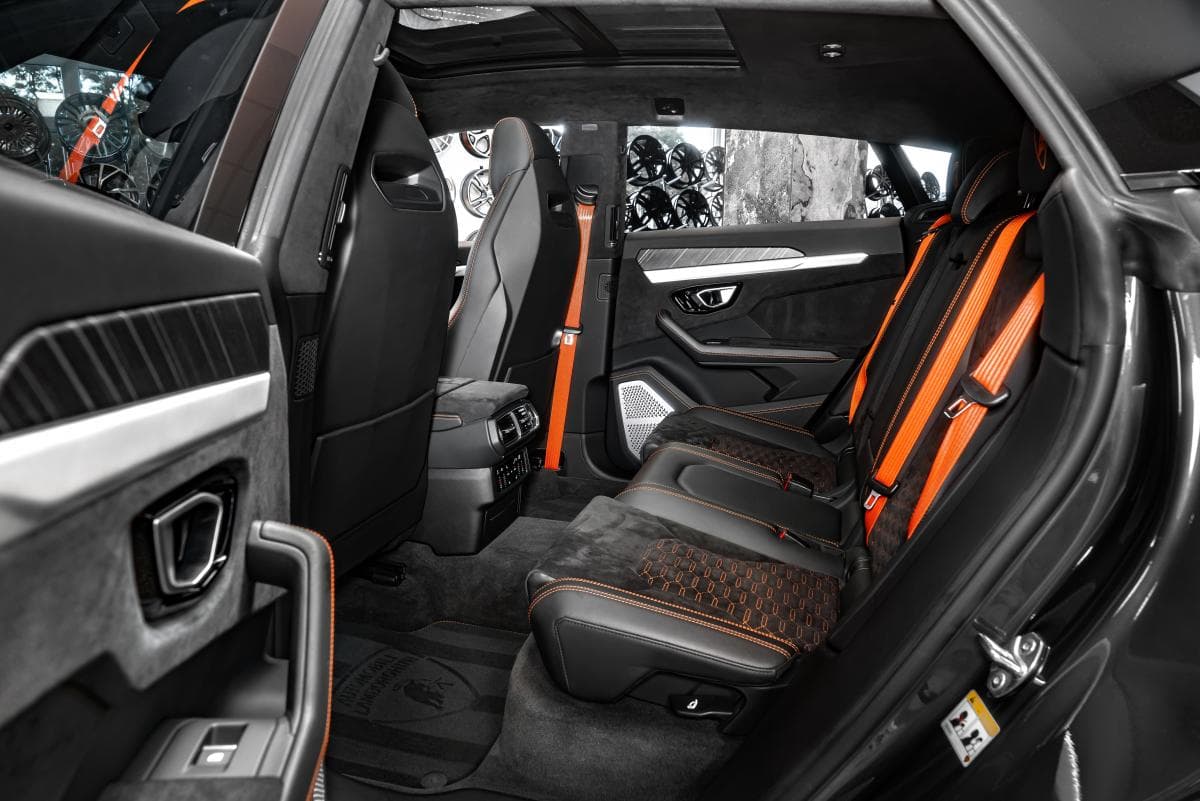 2018 Lamborghini Urus - 17