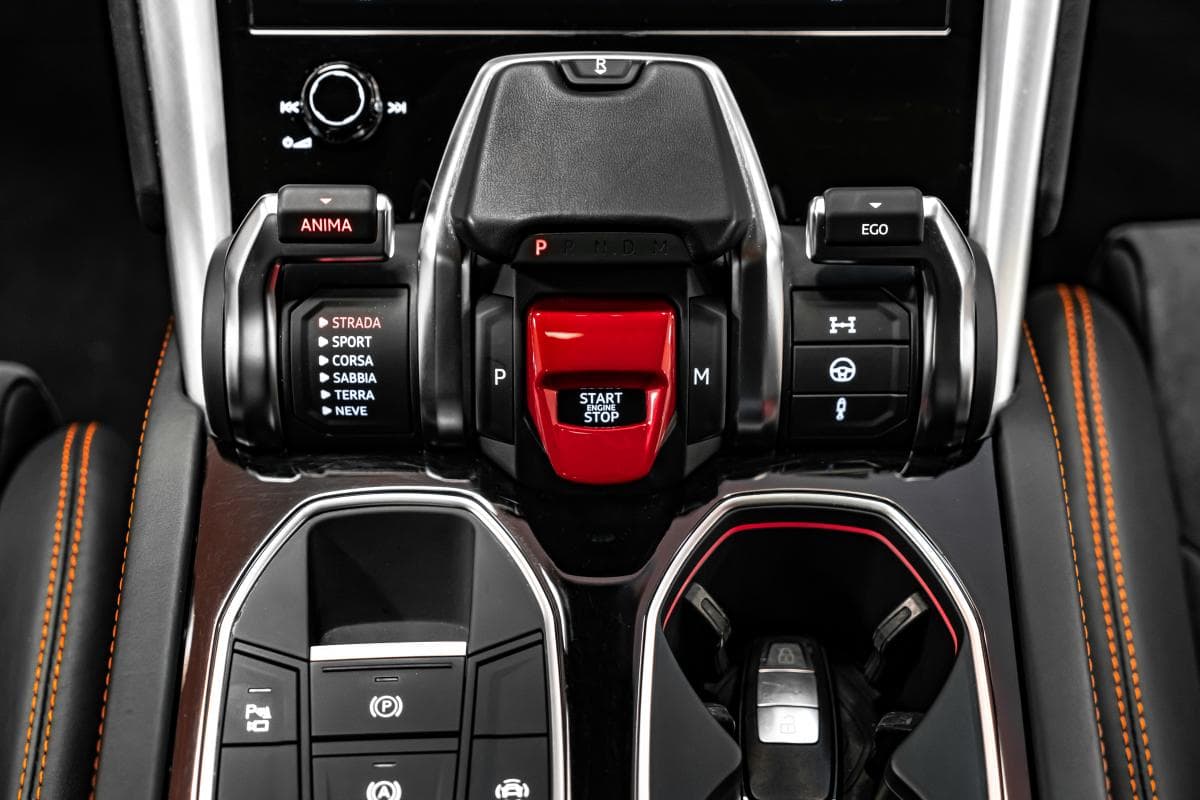 2018 Lamborghini Urus - 20