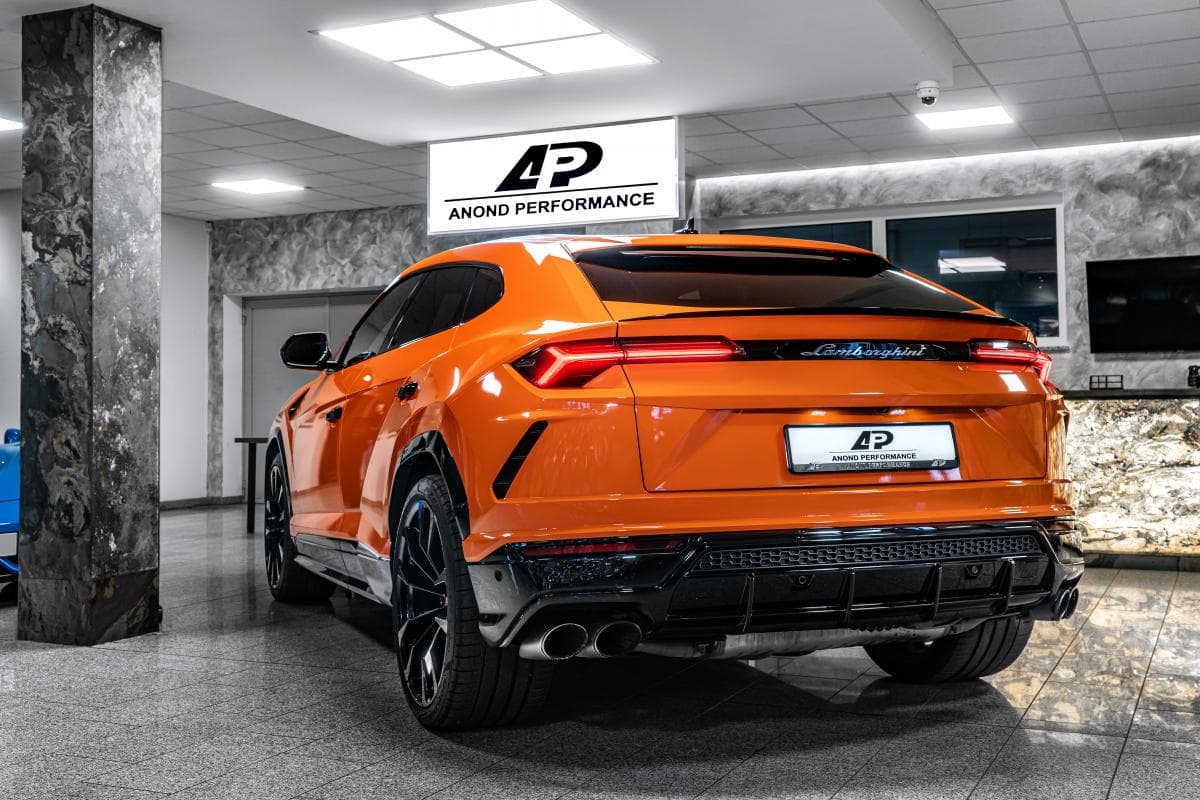 2018 Lamborghini Urus - 4