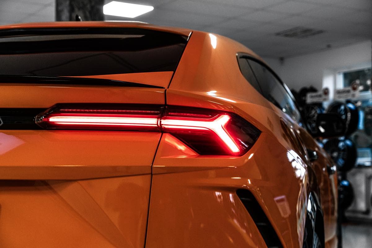 2018 Lamborghini Urus - 8