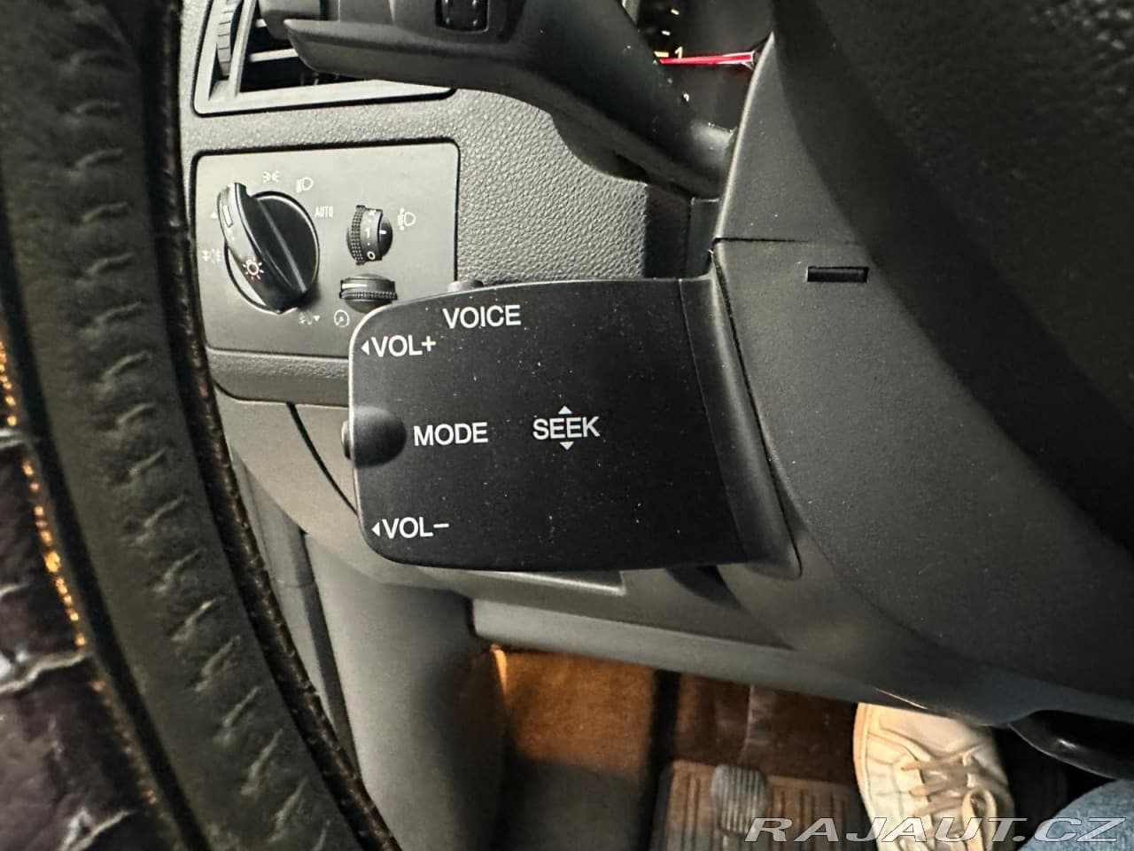 2010 Ford C-Max - 18