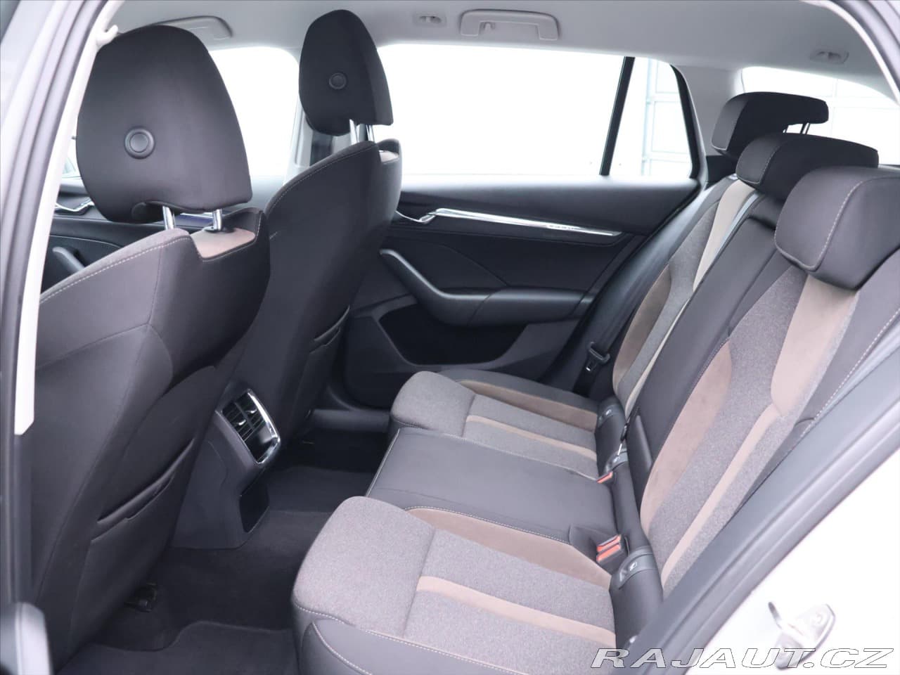 2021 Škoda Octavia - 13