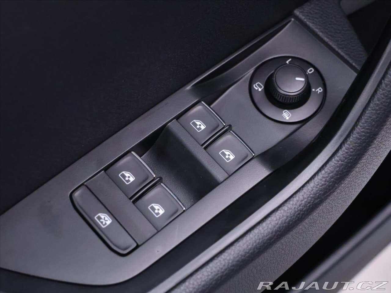 2016 Škoda Superb - 17