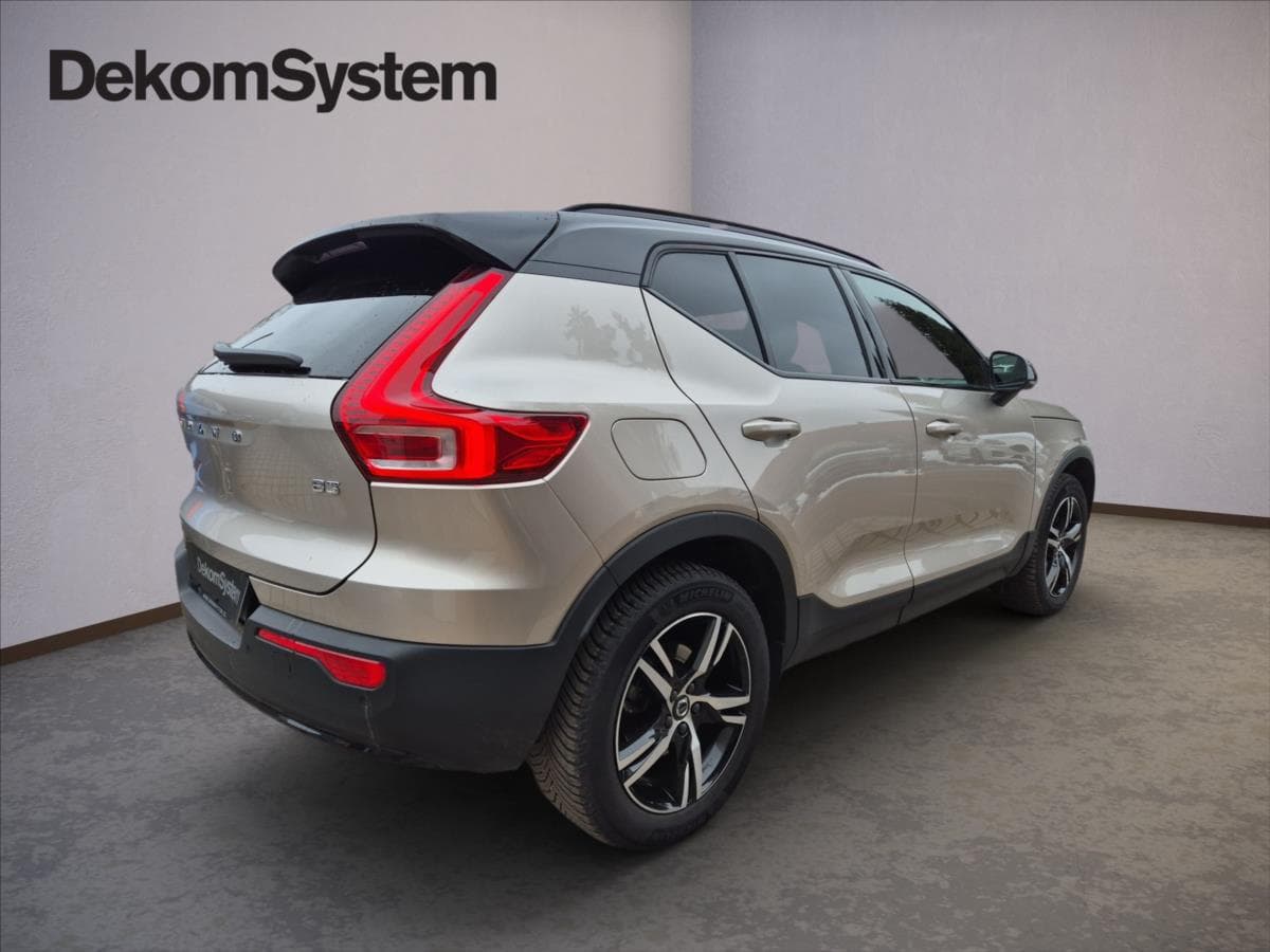 2023 Volvo Xc40 - 3