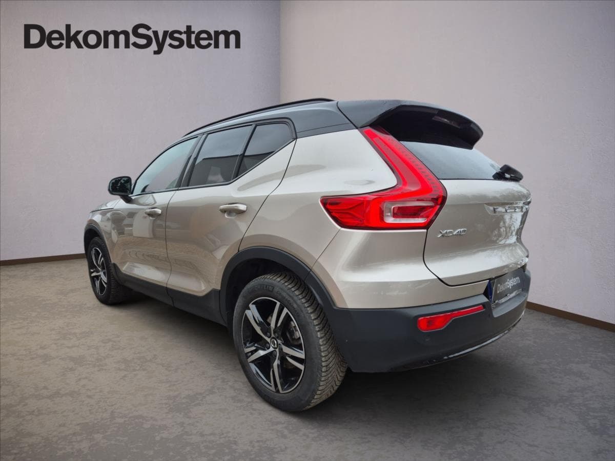 2023 Volvo Xc40 - 4