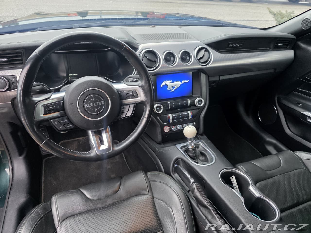 2019 Ford Mustang - 12