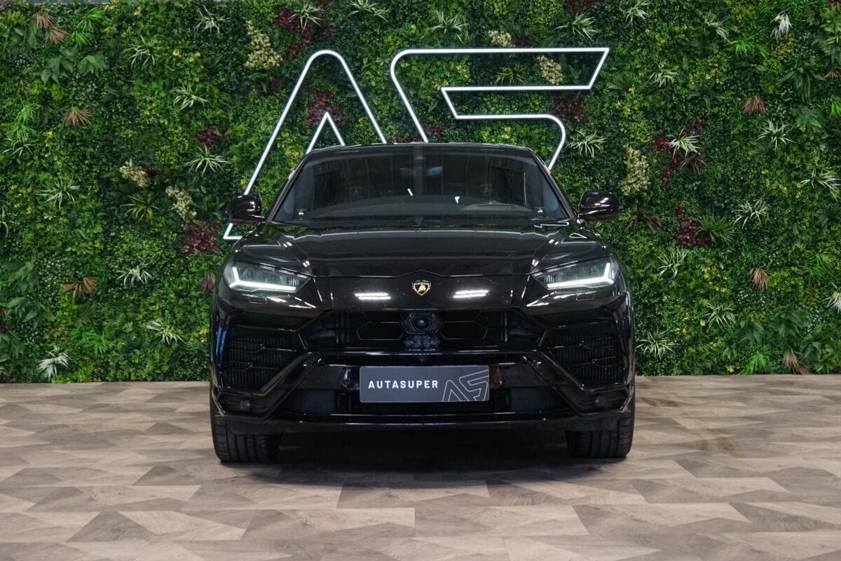 2021 Lamborghini Urus - 2