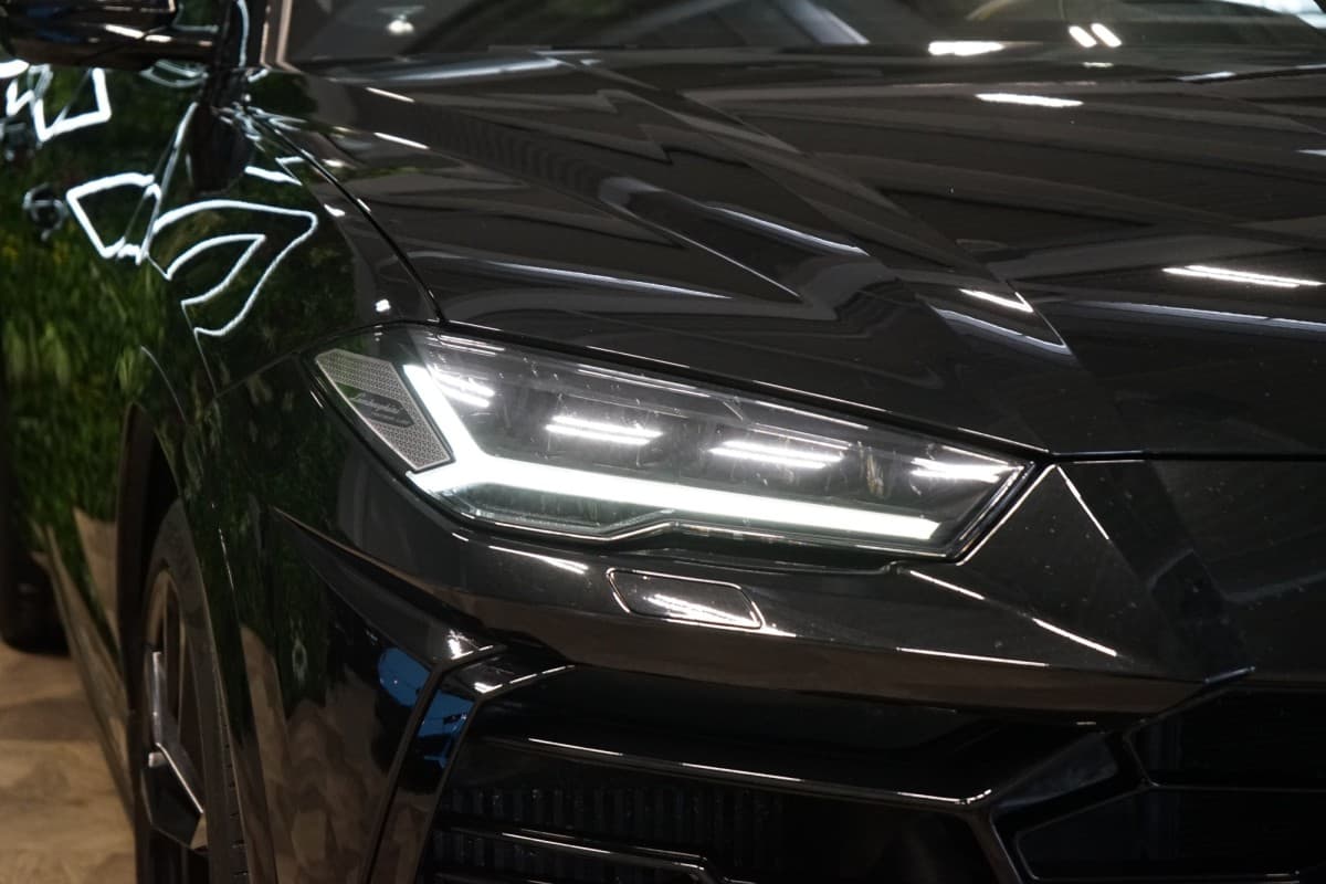 2021 Lamborghini Urus - 4