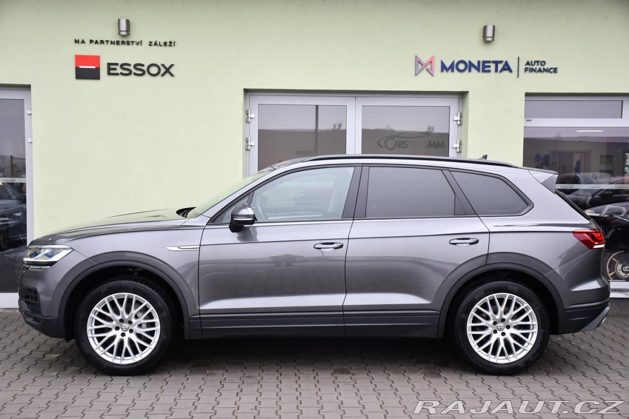 2020 Volkswagen Touareg - 11