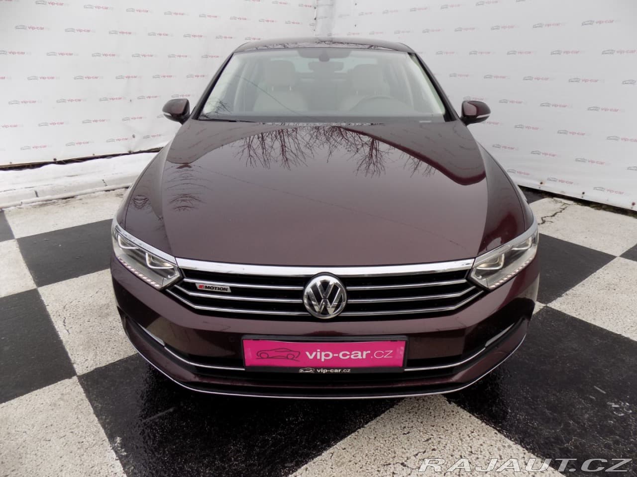 2017 Volkswagen Passat - 4