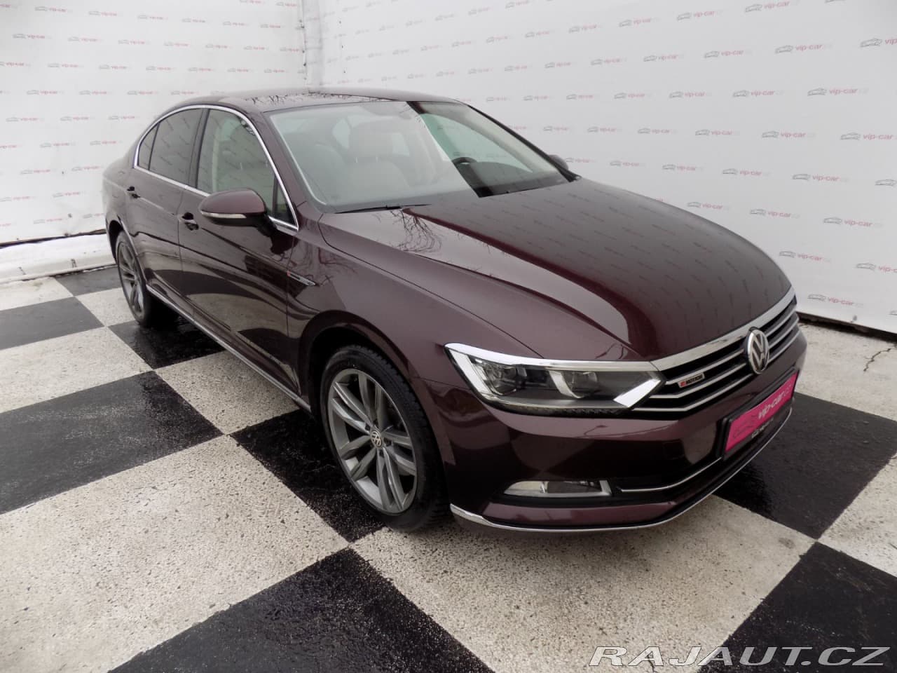 2017 Volkswagen Passat - 5