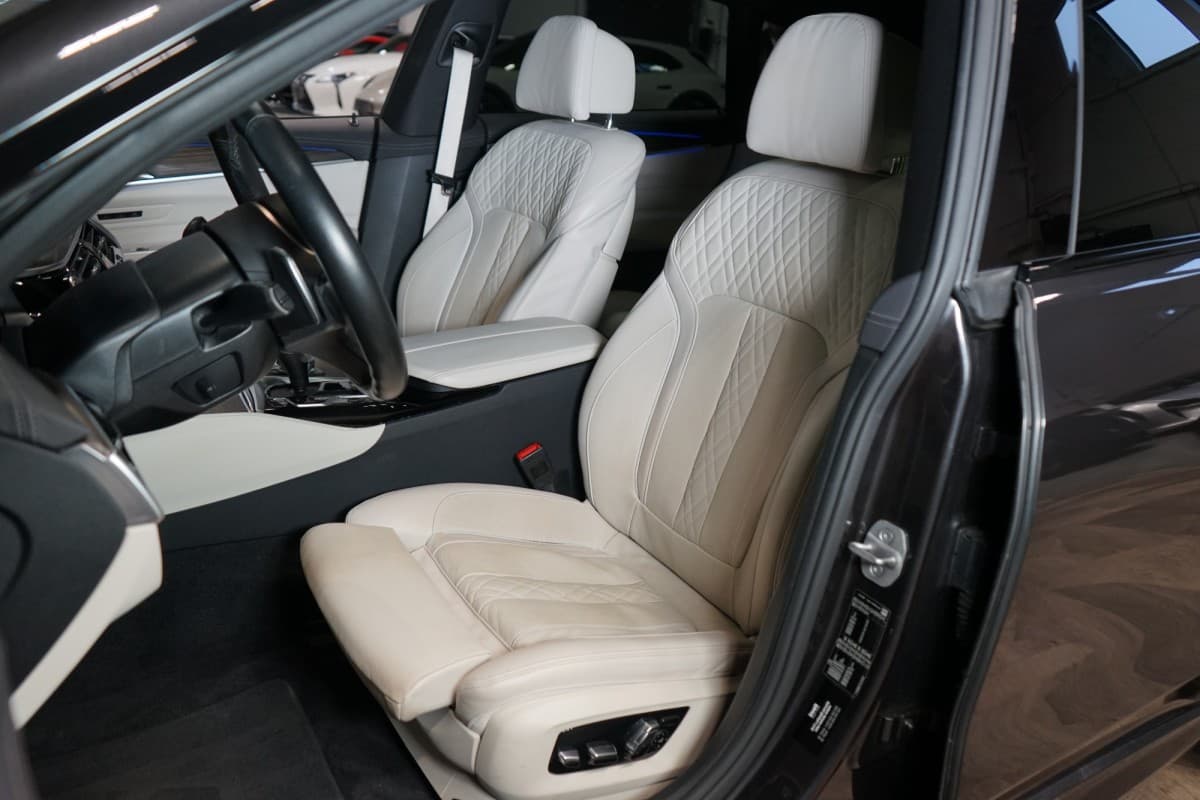 2021 BMW 6-Series - 13