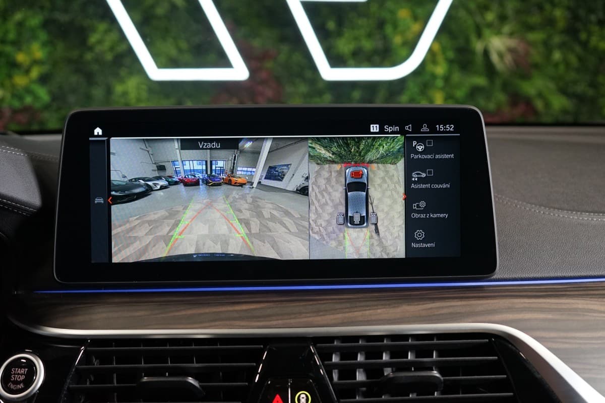 2021 BMW 6-Series - 16