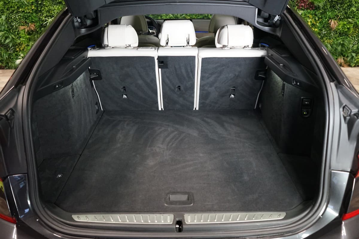 2021 BMW 6-Series - 18