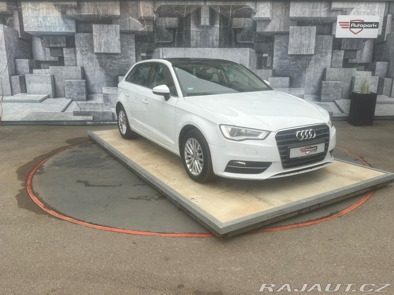 Audi A3 2.0TDi, 110KW, 4xZIMNÍ