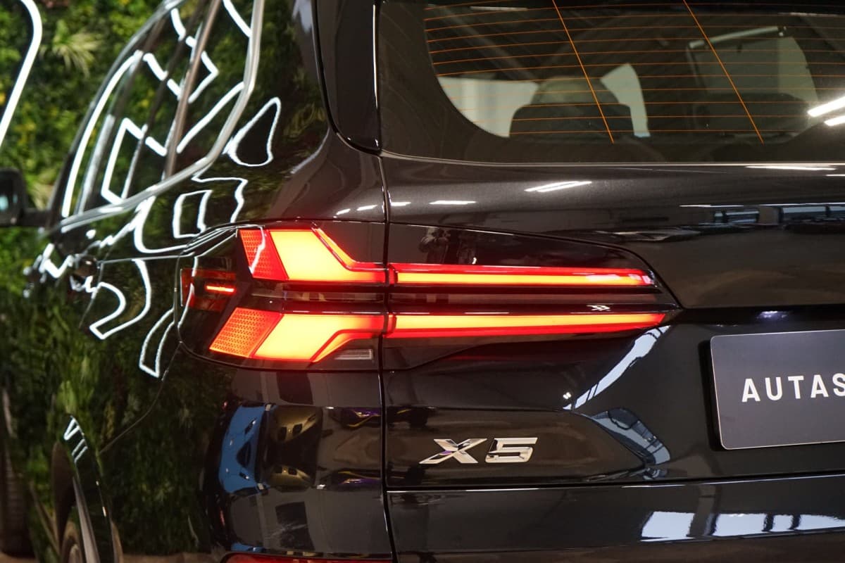 2024 BMW X5 - 8