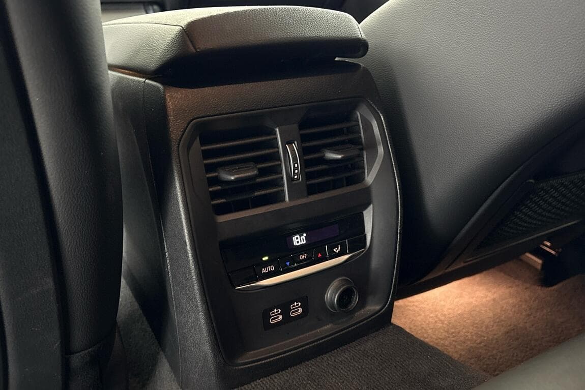 2020 BMW 3-Series - 11