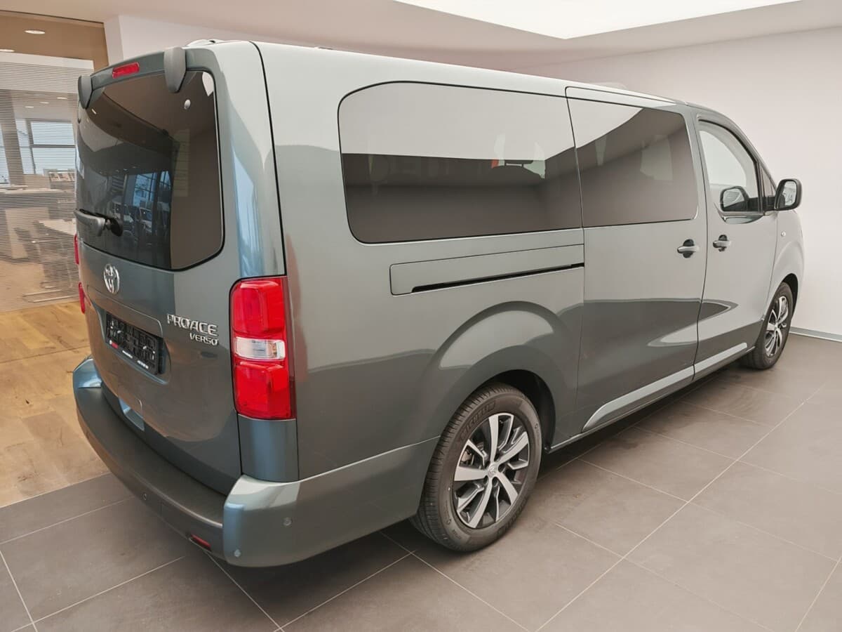 2025 Toyota Proace - 4