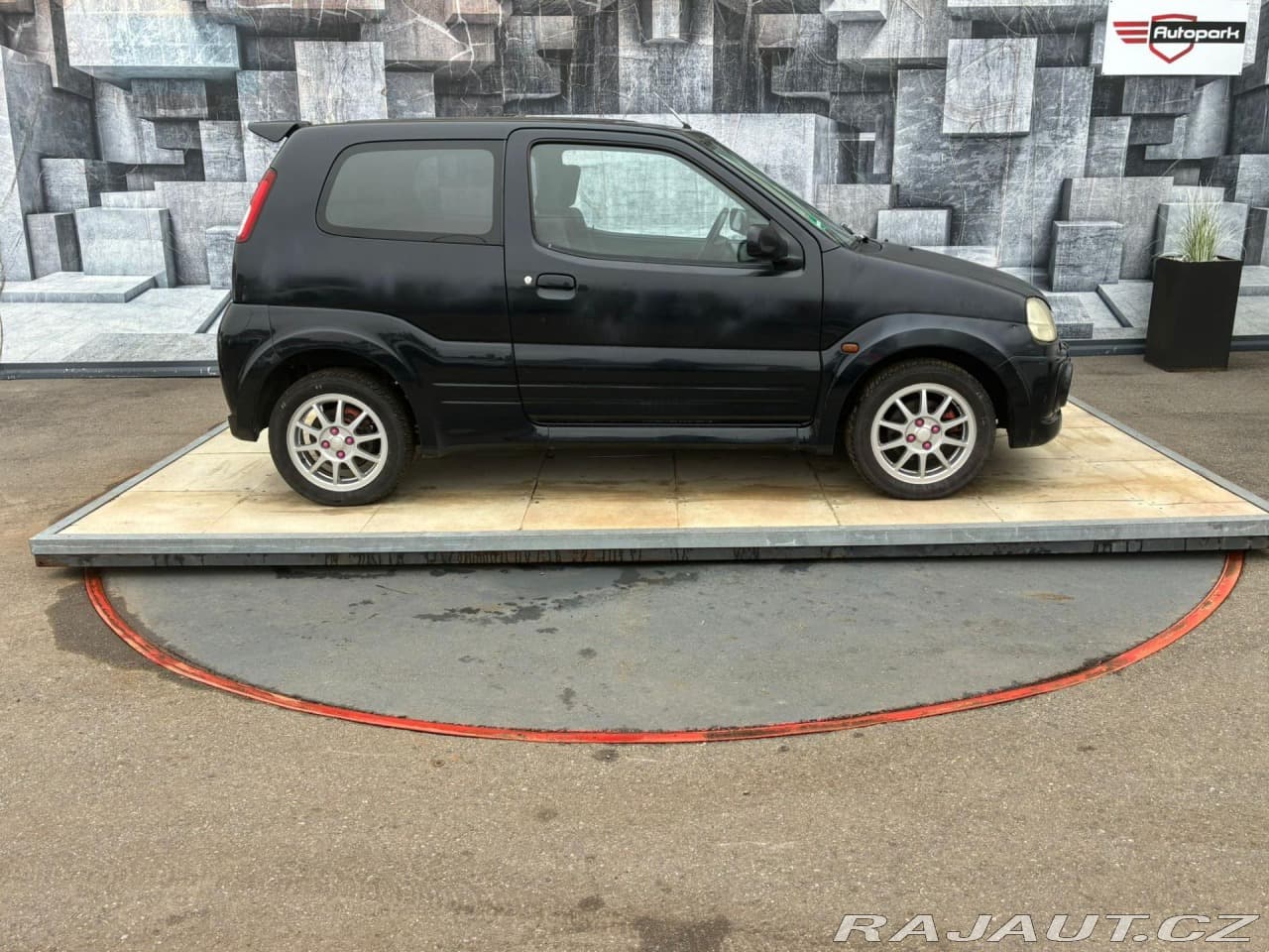 2004 Suzuki Ignis - 5