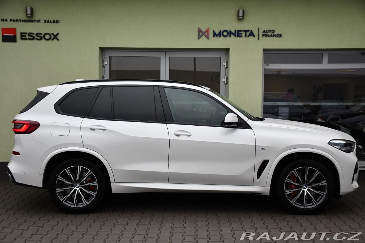 2021 BMW X5 - 12
