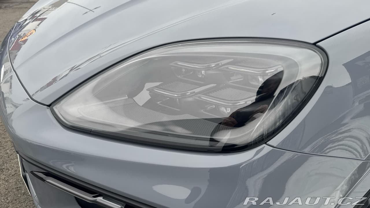 2026 Porsche Cayenne - 13