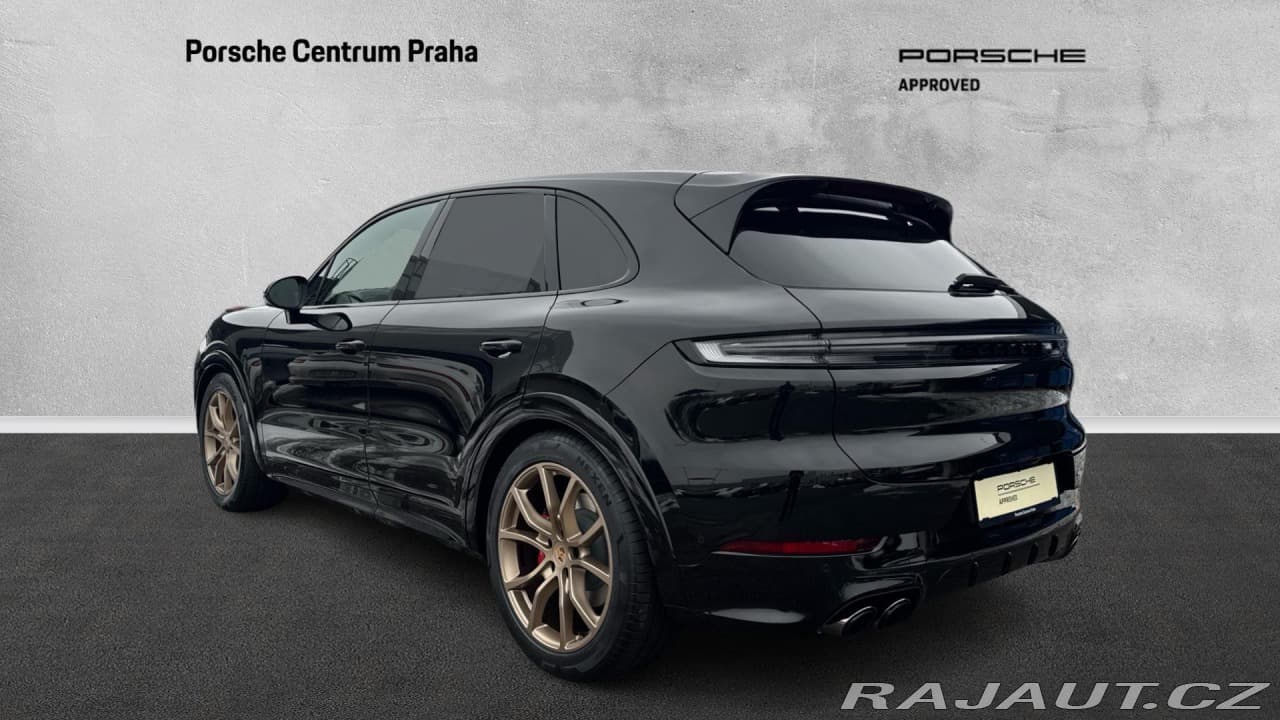 2026 Porsche Cayenne - 8