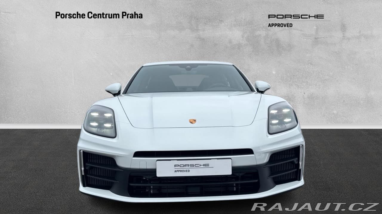 2026 Porsche Panamera - 2