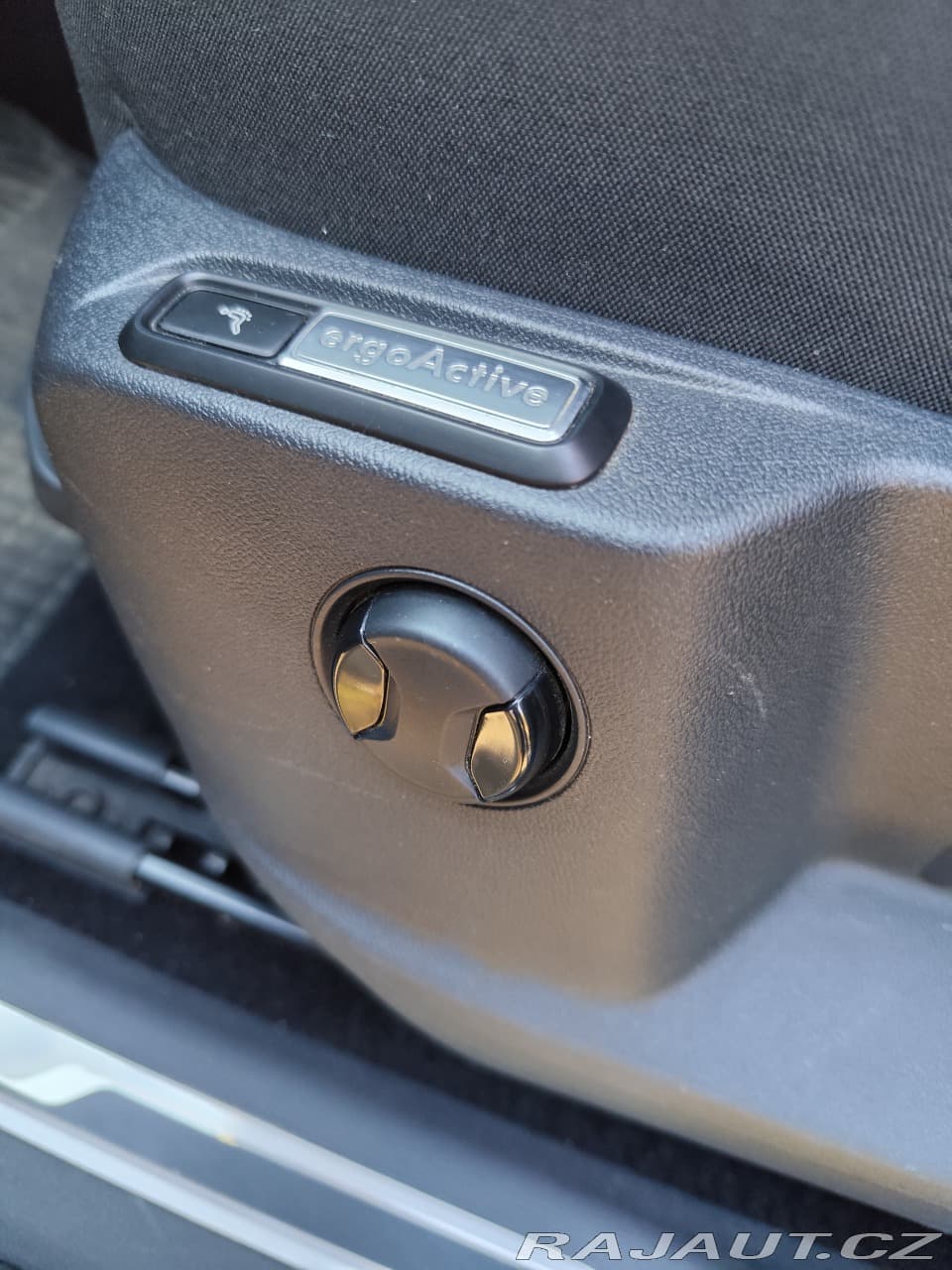 2017 Volkswagen Tiguan - 10