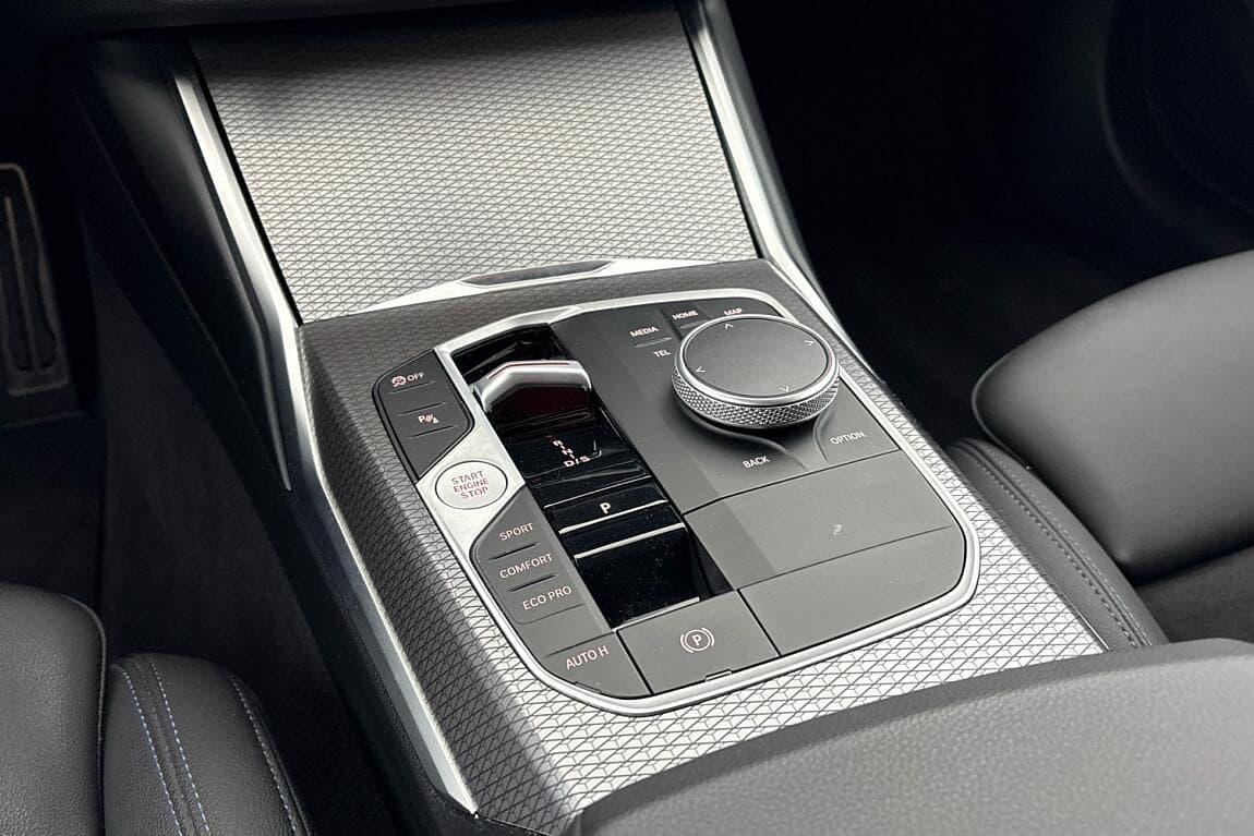 2024 BMW 3-Series - 11