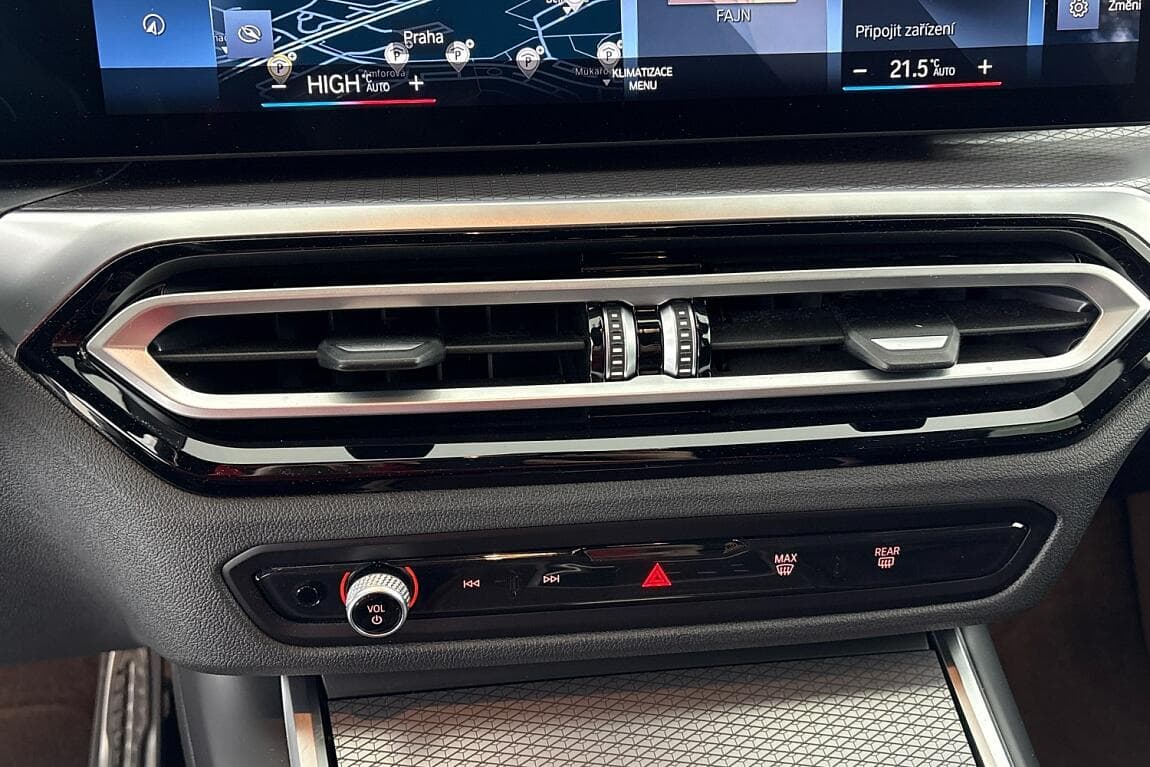 2024 BMW 3-Series - 17