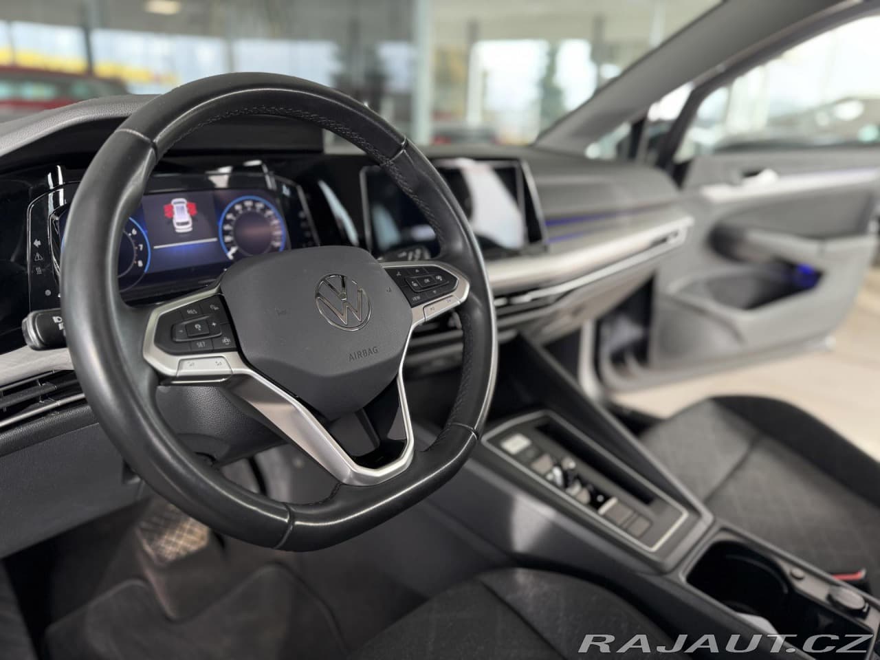 2023 Volkswagen Golf - 10