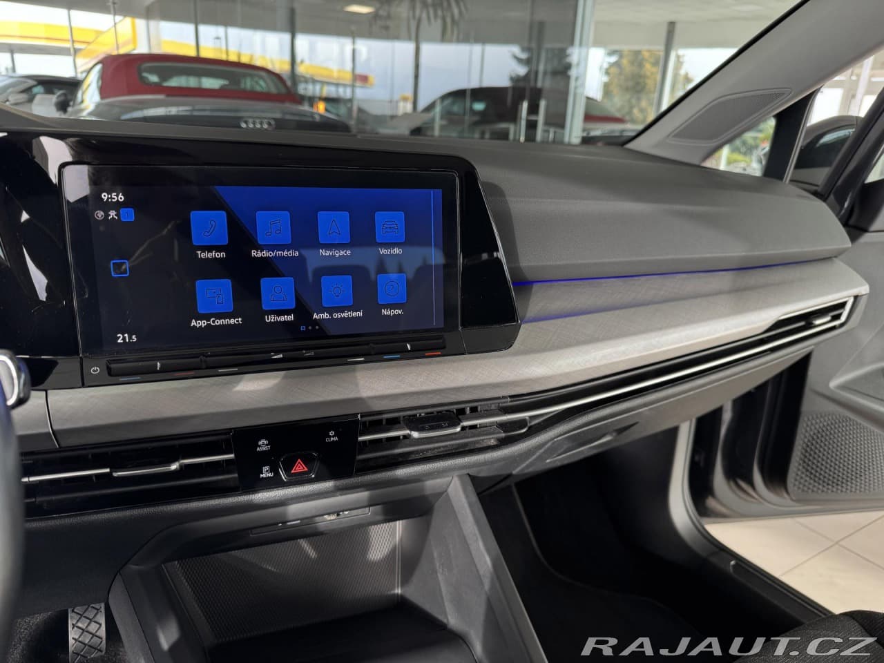 2023 Volkswagen Golf - 19